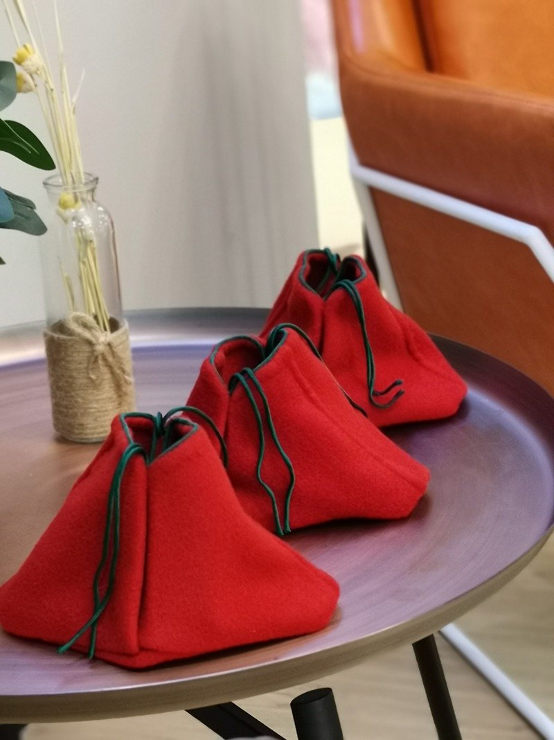 2019 new ingenuity original handmade cashmere dumpling bag fashionable, cute, compact and convenient - Handbags & Totes - Silk 