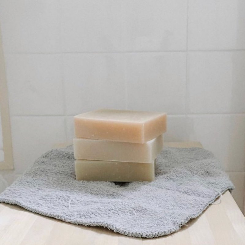【Offer】Organic Handmade Soap 3 in Set - สบู่ - น้ำมันหอม หลากหลายสี