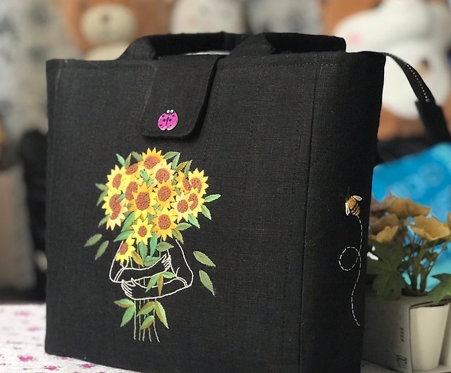 Black Tote Bag With Hand Embroidered Flowers, Black Tote Bag, Embroidery Tote  Bag, Embroidered Tote Bag, Flower Tote Bag, Flower Tote Bag 