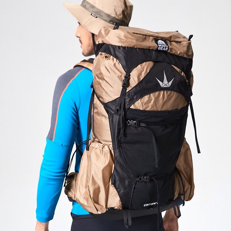 Granite Gear Crown3 60 Hiking Backpack (60L) - กระเป๋าเป้สะพายหลัง - ไนลอน สีกากี