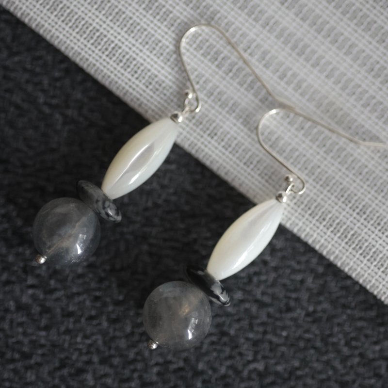 山溶貝殼純銀耳環　可改耳夾 - 耳環/耳夾/耳骨夾 - 半寶石 多色