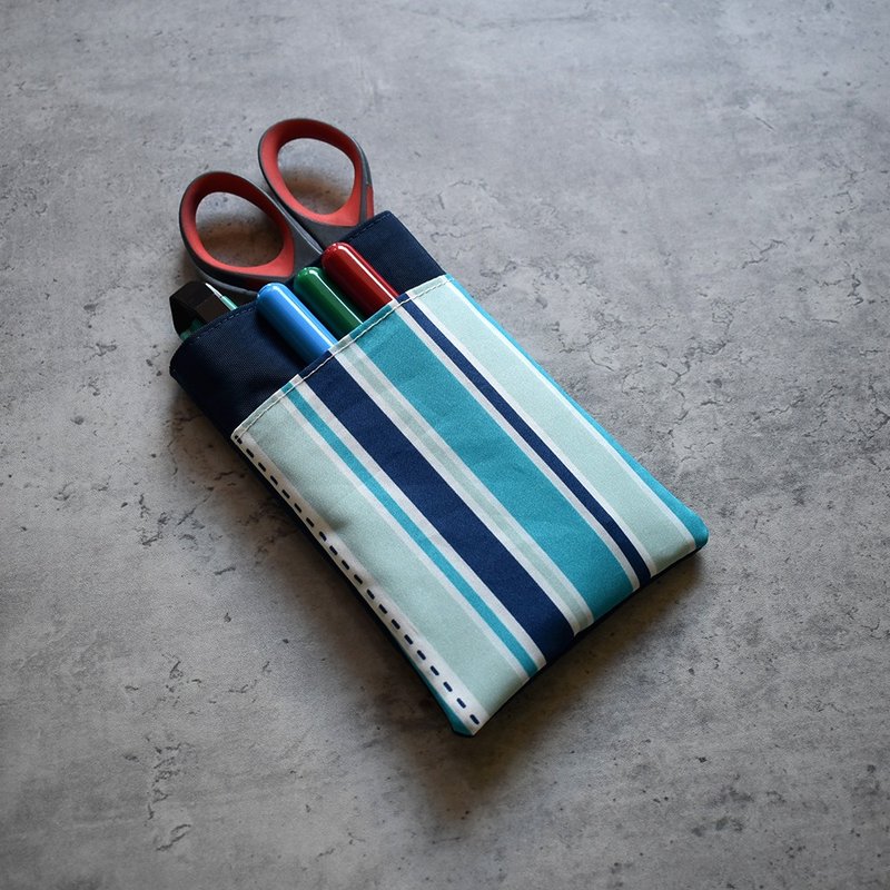 Double-layer pocket doctor gown pencil case_line blue - Pencil Cases - Nylon Blue