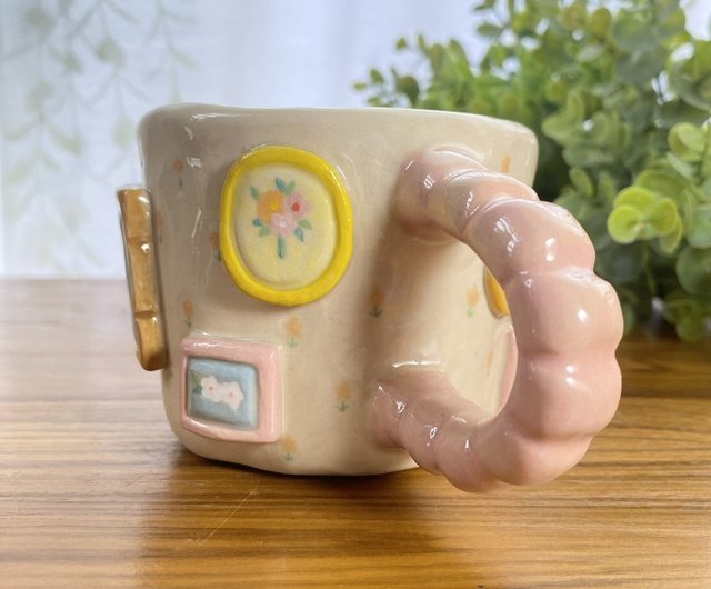 Cute cloud-shaped handmade ceramic mug. - Shop cher's pottery Cups - Pinkoi