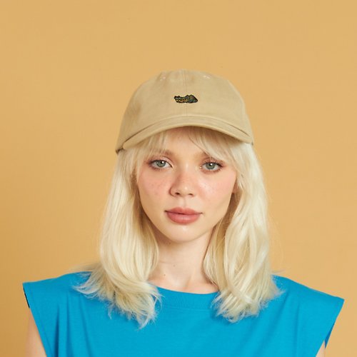 underlinebagsandmore Crocodile head embroidery beige cotton cap / Daily use