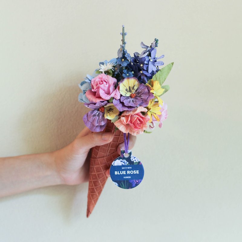 ของขวัญแทนใจ ดอกไม้สำหรับประดับตกแต่งบ้าน โคนไอติมดอกไม้ ในโทนสีสันสดใส - งานไม้/ไม้ไผ่/ตัดกระดาษ - กระดาษ สีม่วง