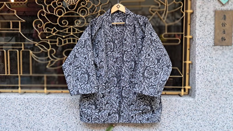 AMIN'S SHINY WORLD KIMONO, a black tannin rose that blooms at night - Men's Coats & Jackets - Cotton & Hemp Black