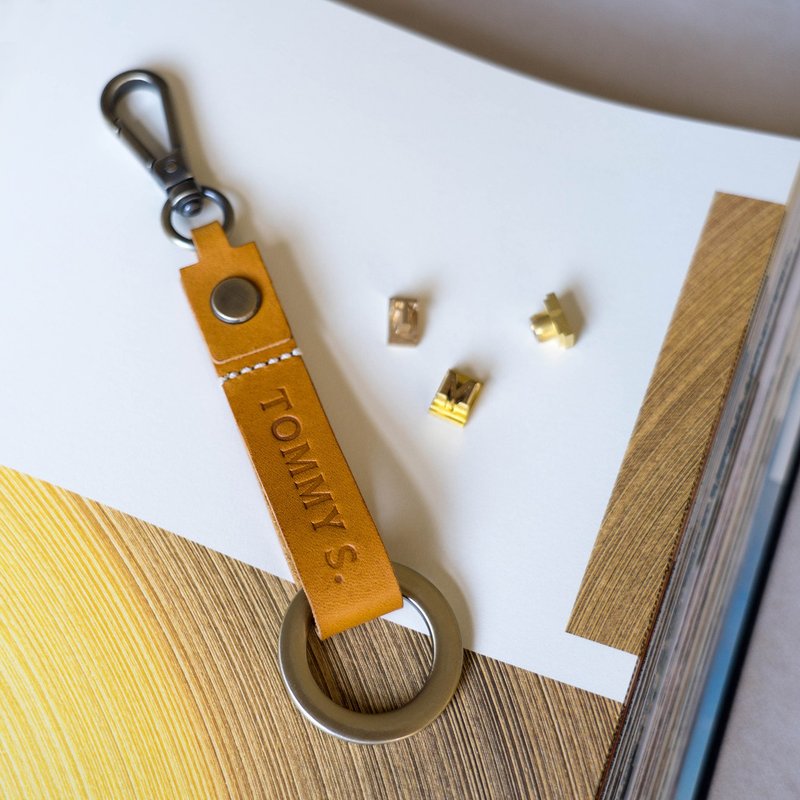 Personalized Leather Keychain - 鑰匙圈/鑰匙包 - 真皮 