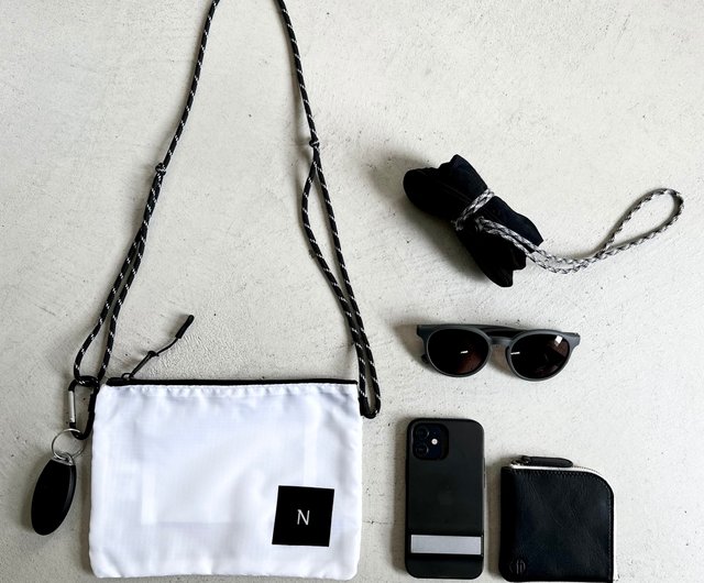 カラビナ付サコッシュ Nプリント撥水リップスットップ【3色展開