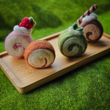 ロールケーキのwool-oopsキーホルダー「ふっくら美味しい」シリーズ