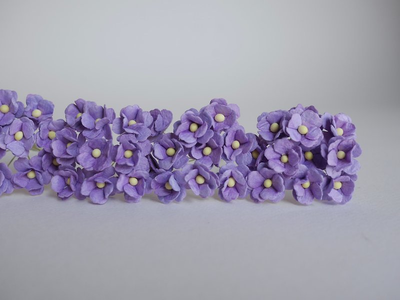 paper flower, supplies, 100 pcs. hydrangea, size 2.0 cm., purple color - 其他 - 紙 紫色
