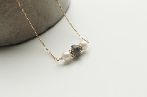 【祖母綠了Emerald3】 暗夜微光 Labradorite 拉長石珍珠22K項鍊