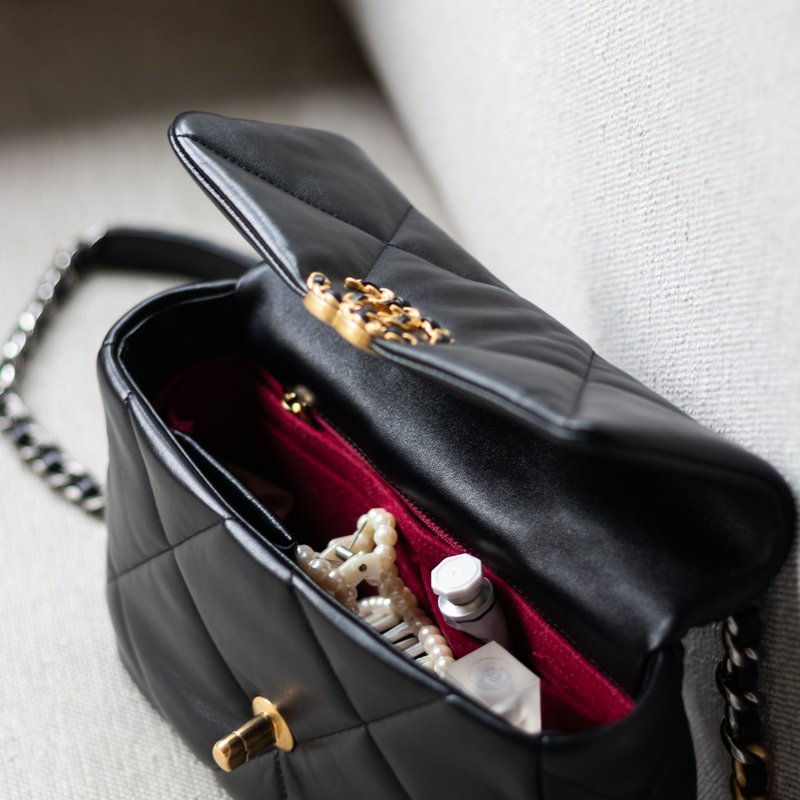 【香港製造|韓國絨布】手製內袋 | 收納袋 Chanel 19 Maxi 36cm - 化妝包/收納袋 - 其他材質 多色
