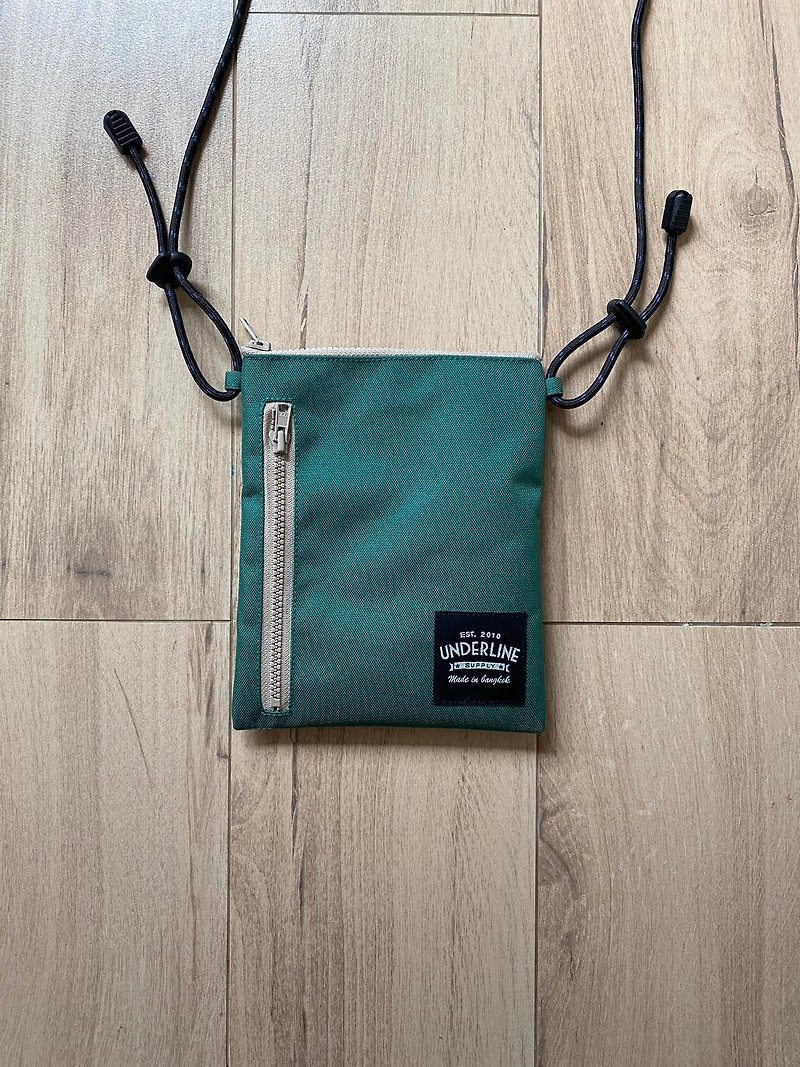 Reform Green Small Sacoche Bag with Strap/ Card Holder / Phone Bag / Pouch - กระเป๋าแมสเซนเจอร์ - วัสดุอื่นๆ สีเขียว