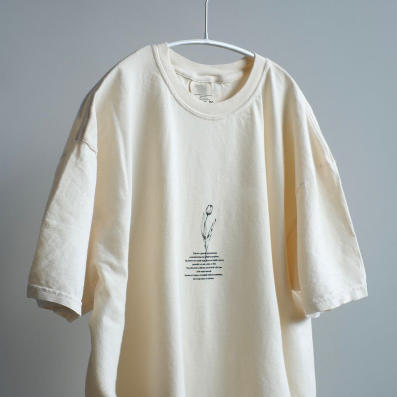 garment dye short sleeve t-shirt / écru / unisex / TULIP - 帽T/大學T - 棉．麻 卡其色