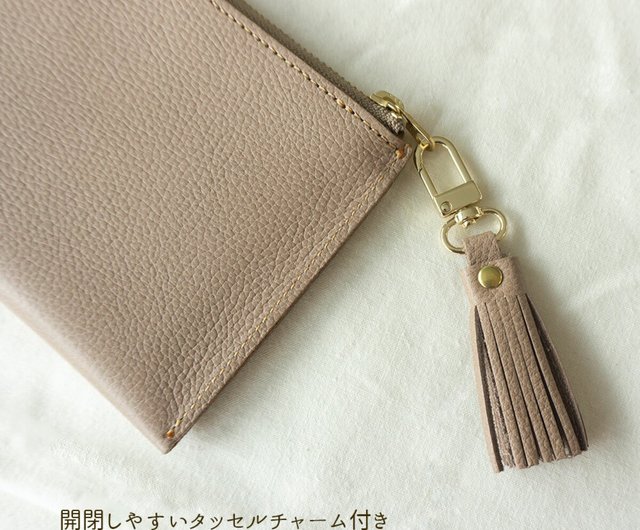 MCM ベージュ 長財布 MCM ロゴプリント 長財布 ベージュ - メルカリ