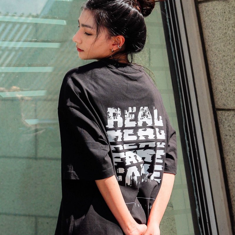 【CREEPS】Real and Fake 寬鬆重磅印花T恤 210g - 男 T 恤 - 棉．麻 多色