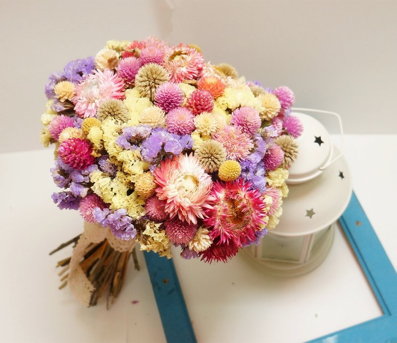 『麋花Amor Floral』給你一個溫暖美夢乾燥花捧花花束/新娘伴娘小花童 母親節 乾燥花 頭冠 婚禮小物 新娘捧花 花環 外拍道具 全家福攝影 婚紗拍照道具 乾燥花 情人節 - 盆栽/植栽 - 植物．花 多色