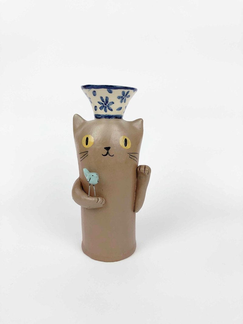Vilan by Familyclay ceramic brown cat vase 0208BM-01 - Pottery & Ceramics - Pottery Multicolor