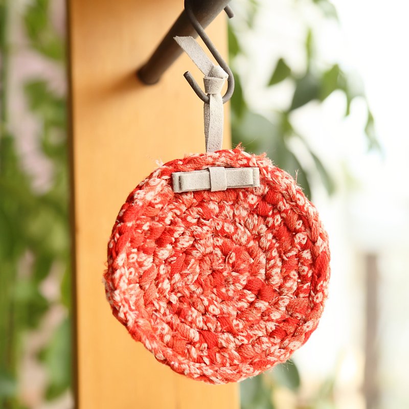 きもの裂き編みコースター　革ループ付き - 杯墊 - 棉．麻 紅色