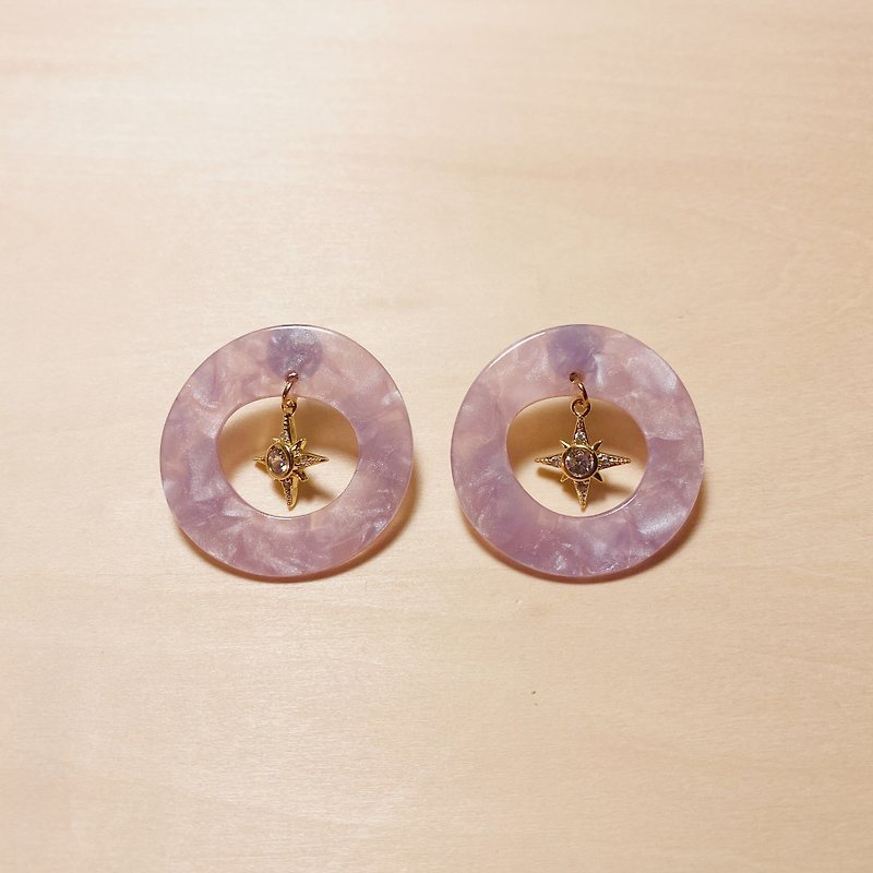 เรซิน ต่างหู สีม่วง - Vintage light purple shell pattern starlight hollow round earrings