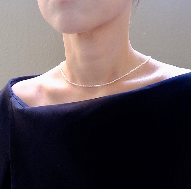 Ultra-small mini pearl necklace, surgical stainless Stainless Steel - สร้อยคอ - ไข่มุก ขาว