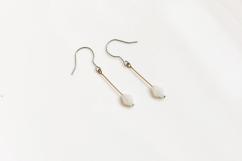 Mirror natural stone modeling earrings - ต่างหู - เครื่องเพชรพลอย ขาว