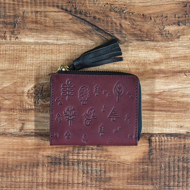 【日本手工製】栃木皮革 短皮夾 壓花 流蘇吊飾 RFID防磁 酒紅色 - 錢包/皮夾/長短夾 - 真皮 紅色