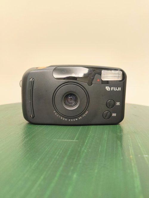 8Bit復古電玩小賣部 【135底片相機】六成新 FUJI DL-700 ZOOM 傻瓜相機 底片相機