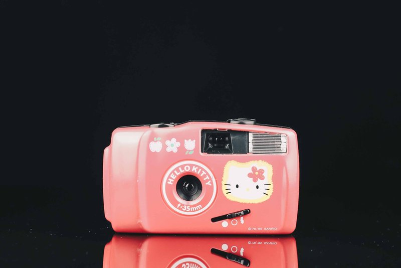 HELLO KITTY 35mm FILM CAMERA #135底片相機 - 相機/拍立得/底片相機 - 其他金屬 