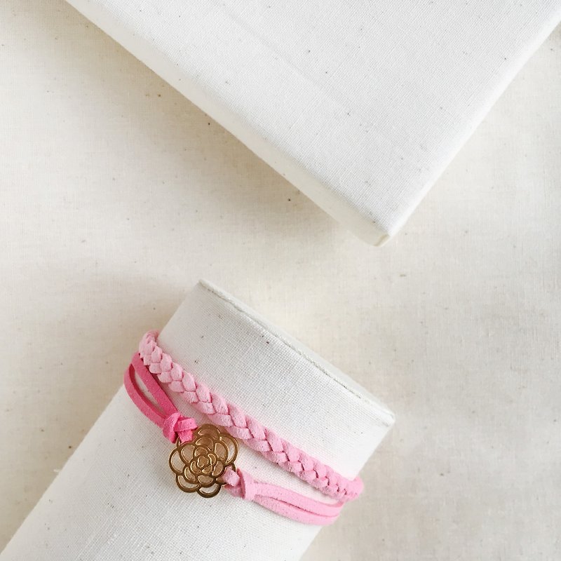 Handmade Double Braided Rose Bracelet Rose Gold Series – romantic pink  - สร้อยข้อมือ - วัสดุอื่นๆ สึชมพู