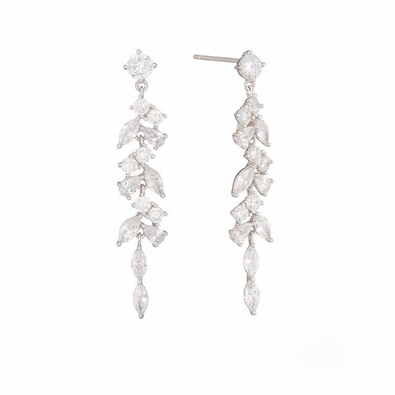 LUCIANO MILANO Canyao Hua Lian sterling silver earrings - ต่างหู - โลหะ สีเงิน