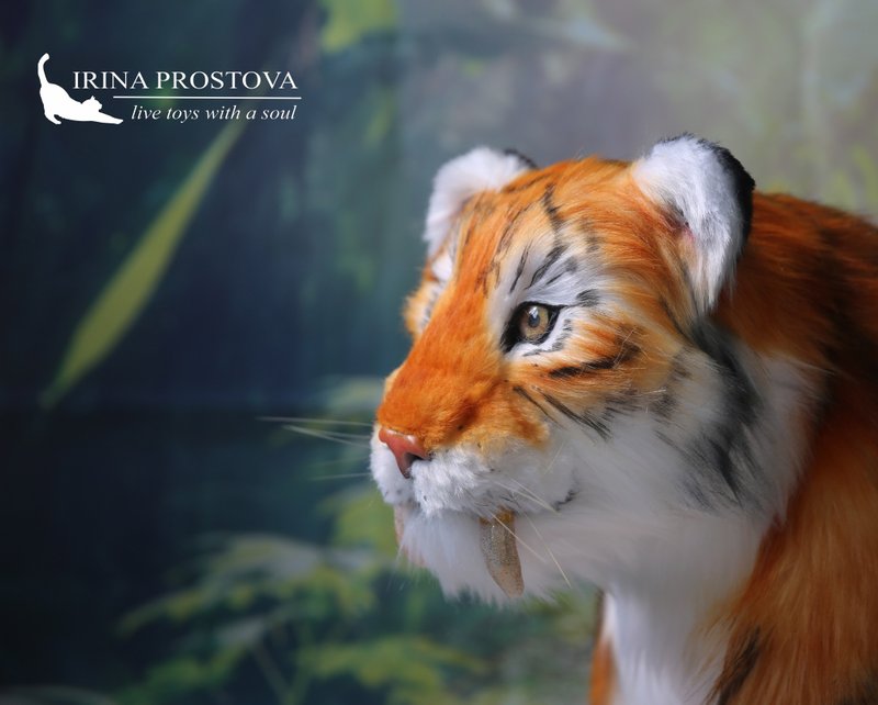 Saber tooth tiger, realistic toy - 公仔/玩偶 - 其他材質 橘色