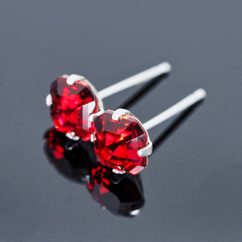 Scarlet Red Swarovski Crystal Earrings, Sterling Silver, 6mm Square, 男女耳釘 - Earrings & Clip-ons - Sterling Silver Red
