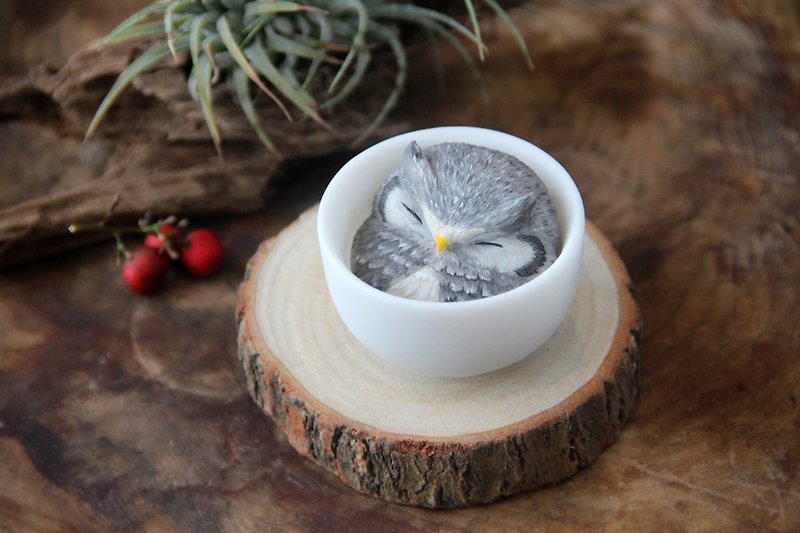 Owl Tea - Items for Display - Other Materials Gray