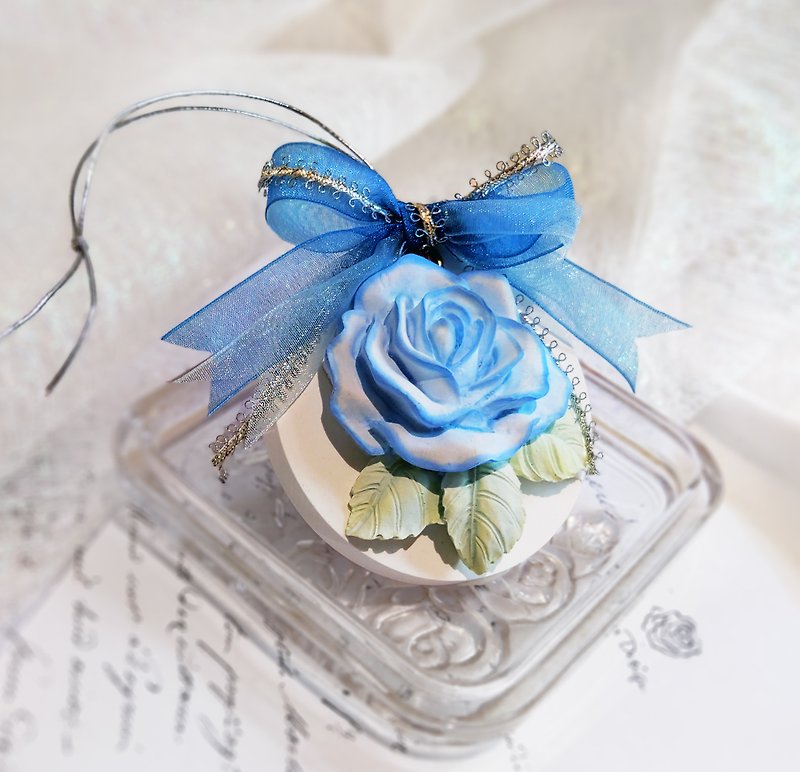 The desire to achieve a miracle will expand blue rose Stone(flower gift of eternal life)