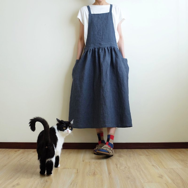 Everyday hand-made clothes live in the heart of a little girl smoked blue pinstripe straps apron linen special - One Piece Dresses - Cotton & Hemp Blue
