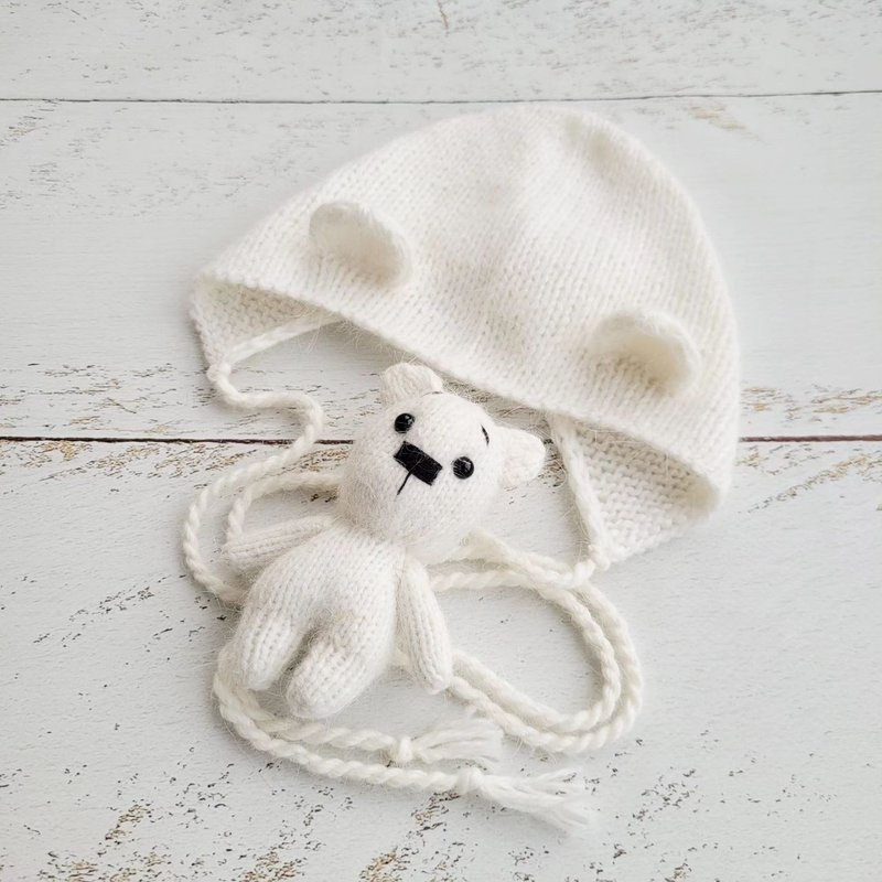 Newborn White Bear bonnet and stuffed toy, Knitted baby photo prop - Baby Accessories - Wool White