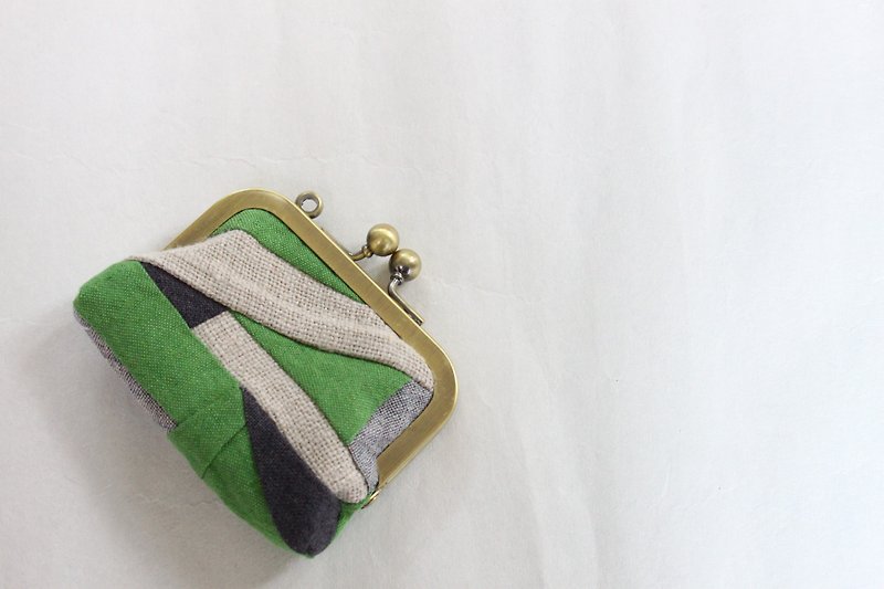 linen patchwork/ coin case - กระเป๋าเครื่องสำอาง - ผ้าฝ้าย/ผ้าลินิน สีเขียว