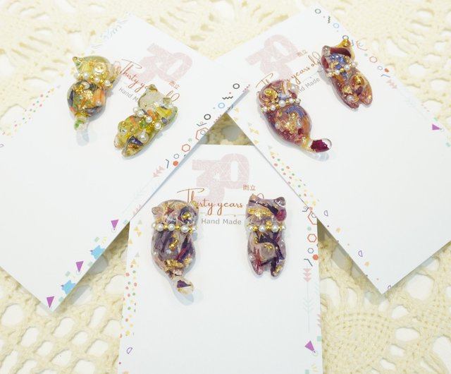 ドライフラワー猫ピアス - ショップ 30yrs Handmade ピアス