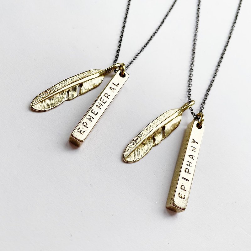 Customized Qiaozi lettering cubic Bronze tag column letter necklace (m Thai bubble vial is optional) - Necklaces - Copper & Brass Gold