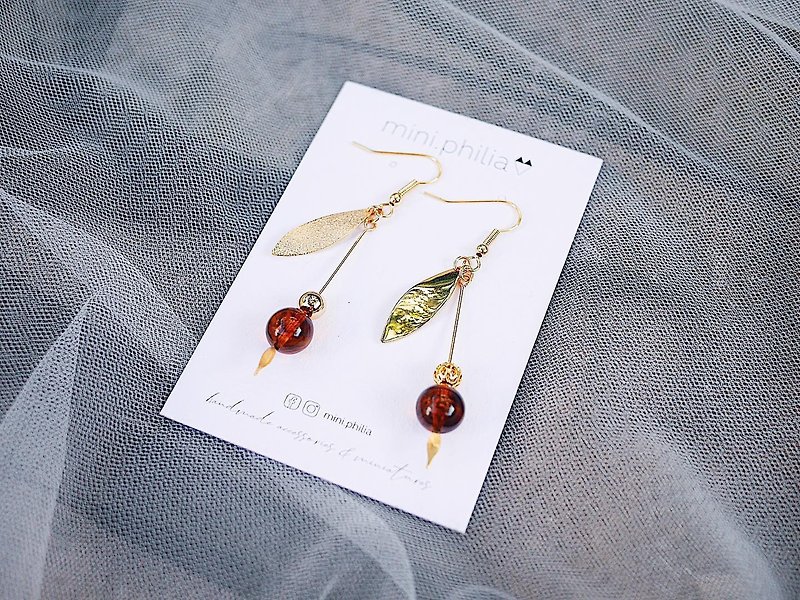 Sunshine & Leaves earrings - Earrings & Clip-ons - Resin Gold