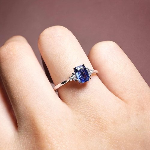 terra's gift 18K白金 矢車菊藍藍寶石 戒指