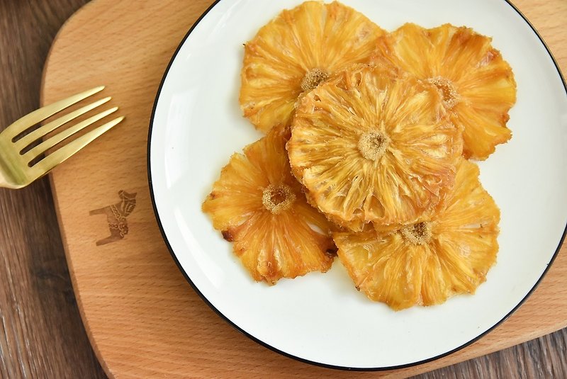 Zero-additive dried pineapple (100g) | Fall in love with the sun - ผลไม้อบแห้ง - อาหารสด สีส้ม