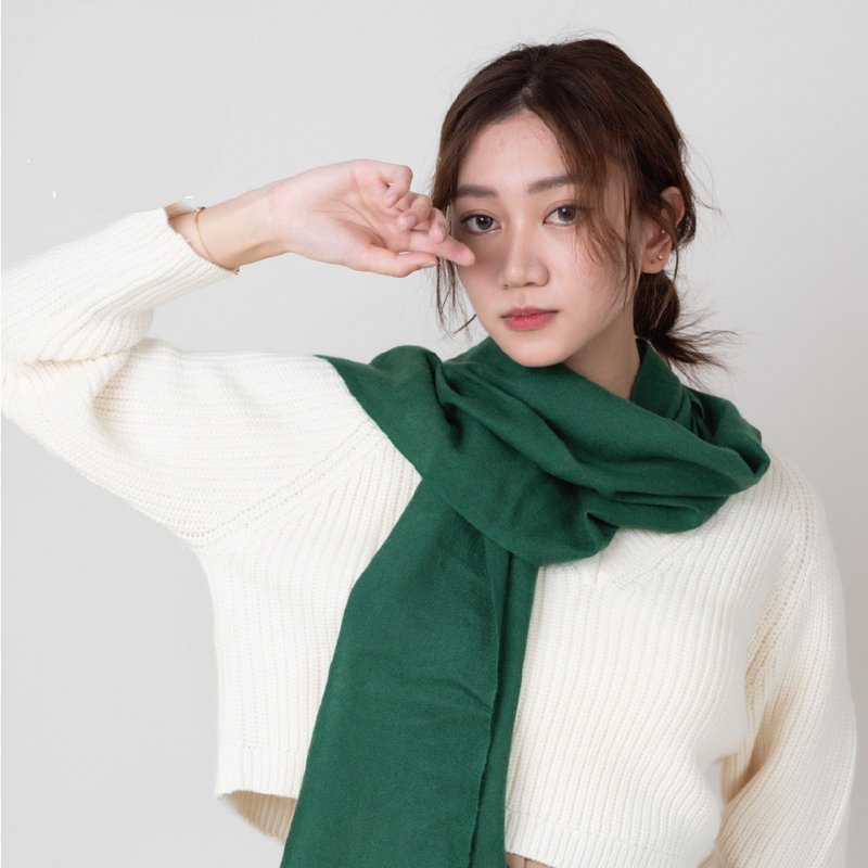 Forest green | narrow plain cashmere scarf - ผ้าพันคอ - ขนแกะ สีเขียว