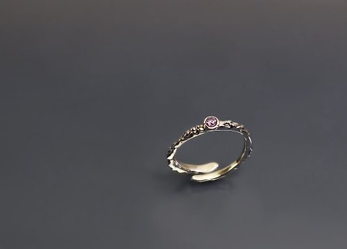 Maple jewelry design 實物系列-有機質感紫寶石925銀開口戒