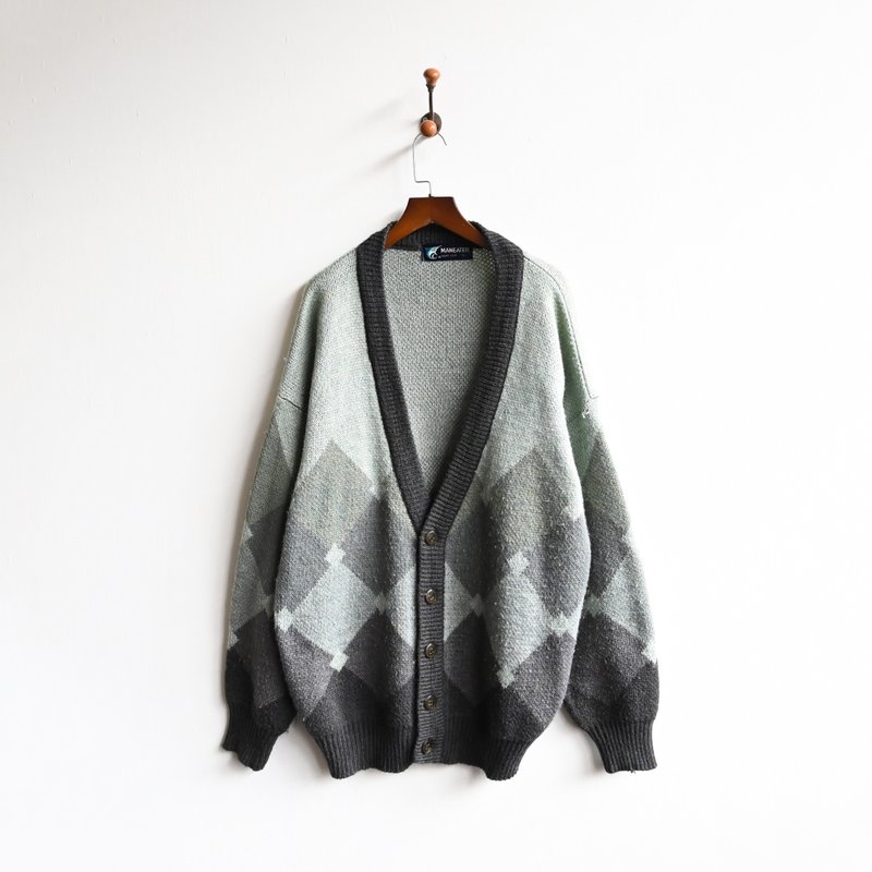 【蛋植物ヴィンテージ】森と木々の葉を思わせる、羽織りにもなるヴィンテージカーディガン - ニット・セーター - その他の化学繊維 