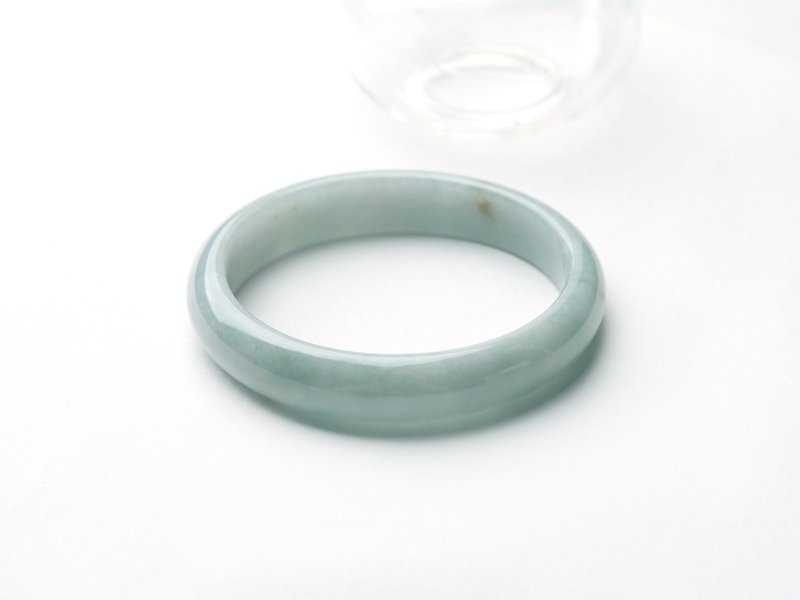 Cold weather | Waxy type / grey-blue / imperial concubine bracelet / hand size 18 | natural grade A jadeite bracelet - สร้อยข้อมือ - หยก สีน้ำเงิน