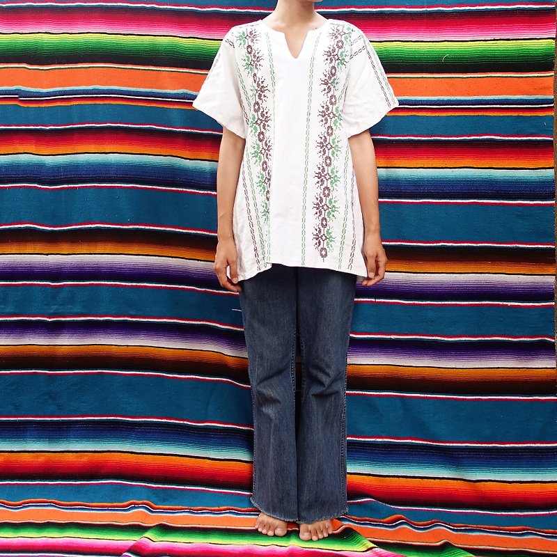 BajuTua / Vintage / Mexican Cross Stitched Neutral Top - เสื้อยืดผู้ชาย - ผ้าฝ้าย/ผ้าลินิน ขาว