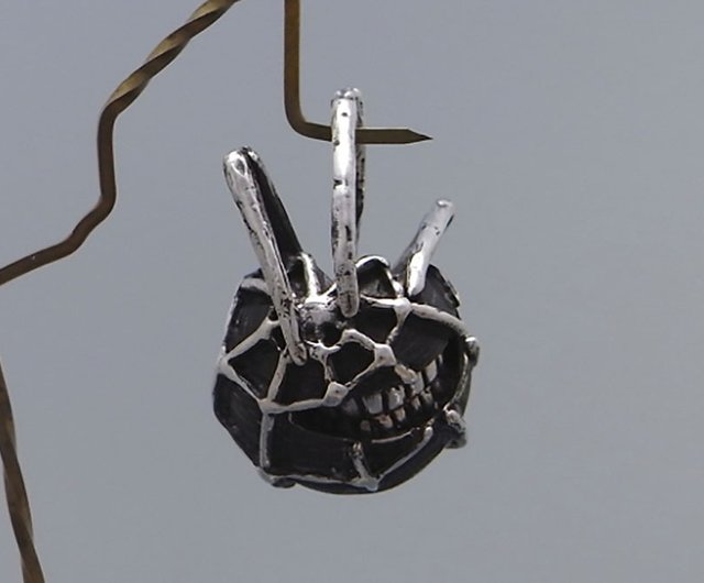 smile&spider_P1 (s_m-P.40) only pendant top without a chain 沒有銀