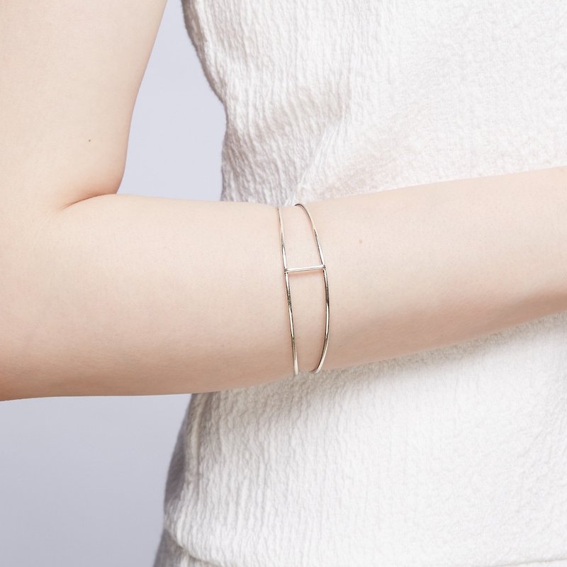 Simple and straightforward 925 sterling silver bracelet - Bracelets - Sterling Silver Silver